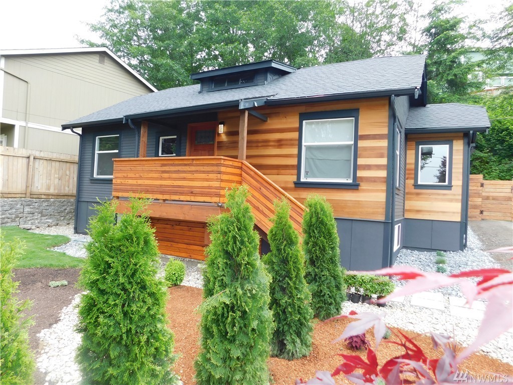 Archived property photo: 4304 Thomson Ave, Everett, WA
