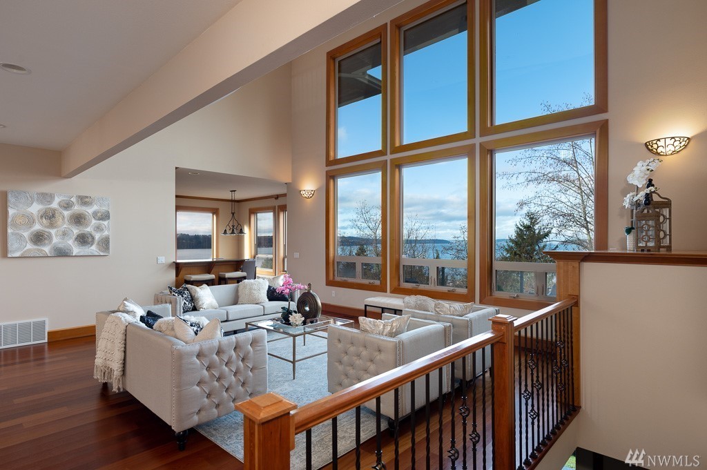 Listing photo of 808 7th St, Mukilteo