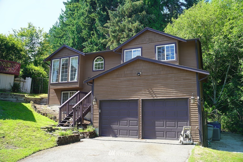 Listing photo of 1614 131st Dr NE, Lake Stevens