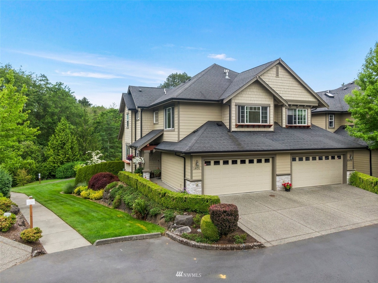 Listing photo of 13824 N Creek Dr #1401, Mill Creek