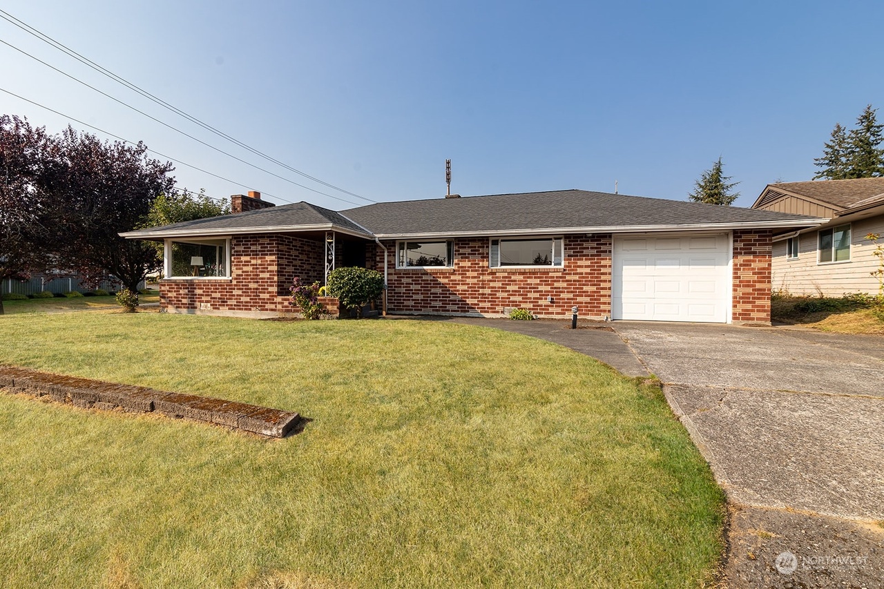 Listing photo of 4634 Silvertip Lane, Everett