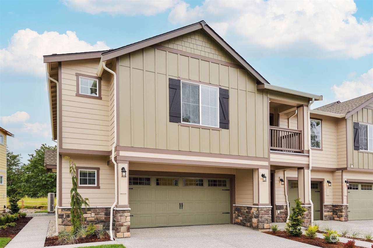 Listing photo of 8701 E Gilman Ave, Arlington